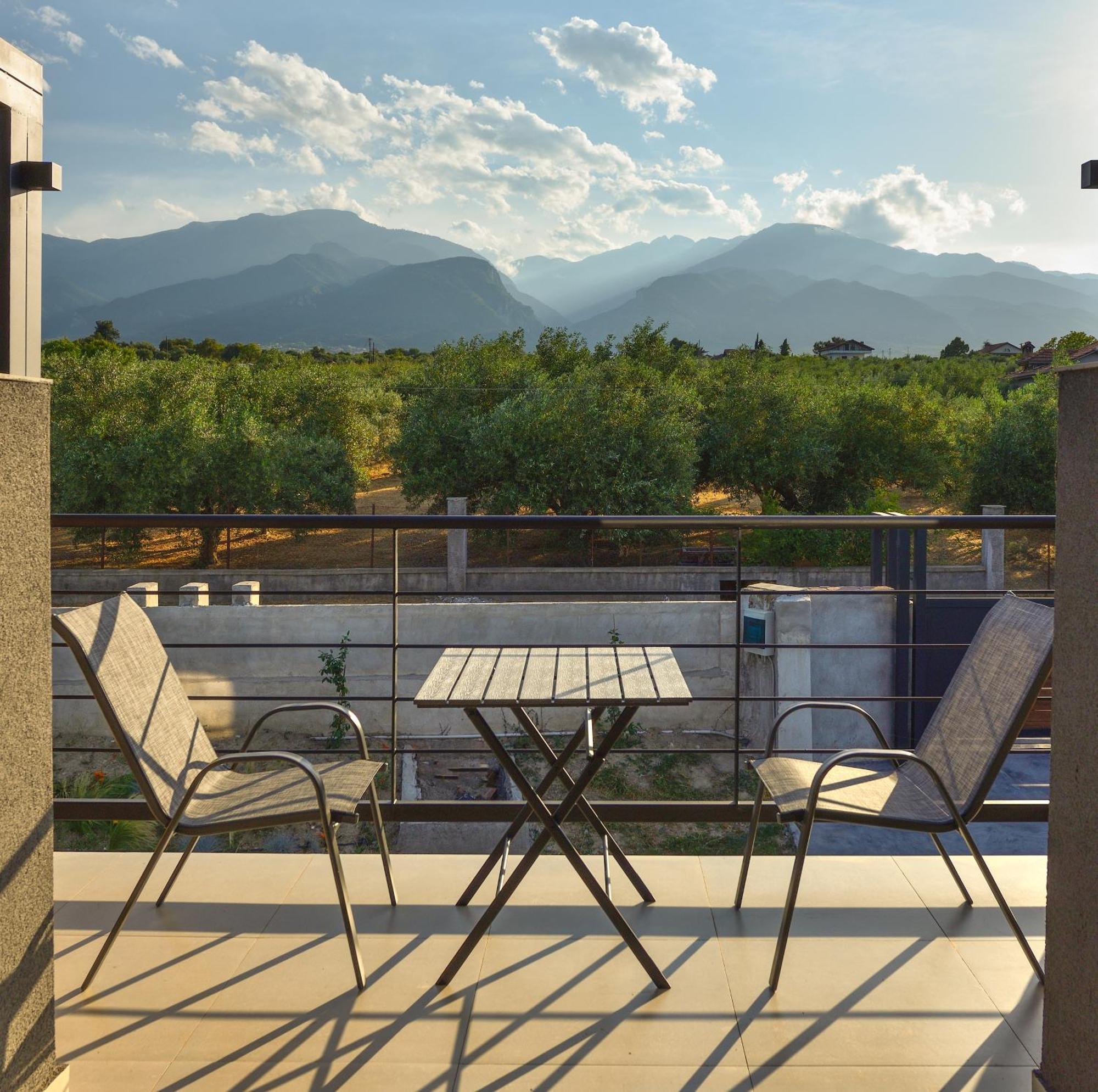 Olive All-Seasons Suites, Panel Hospitality Homes & Villas Litóchoron Buitenkant foto